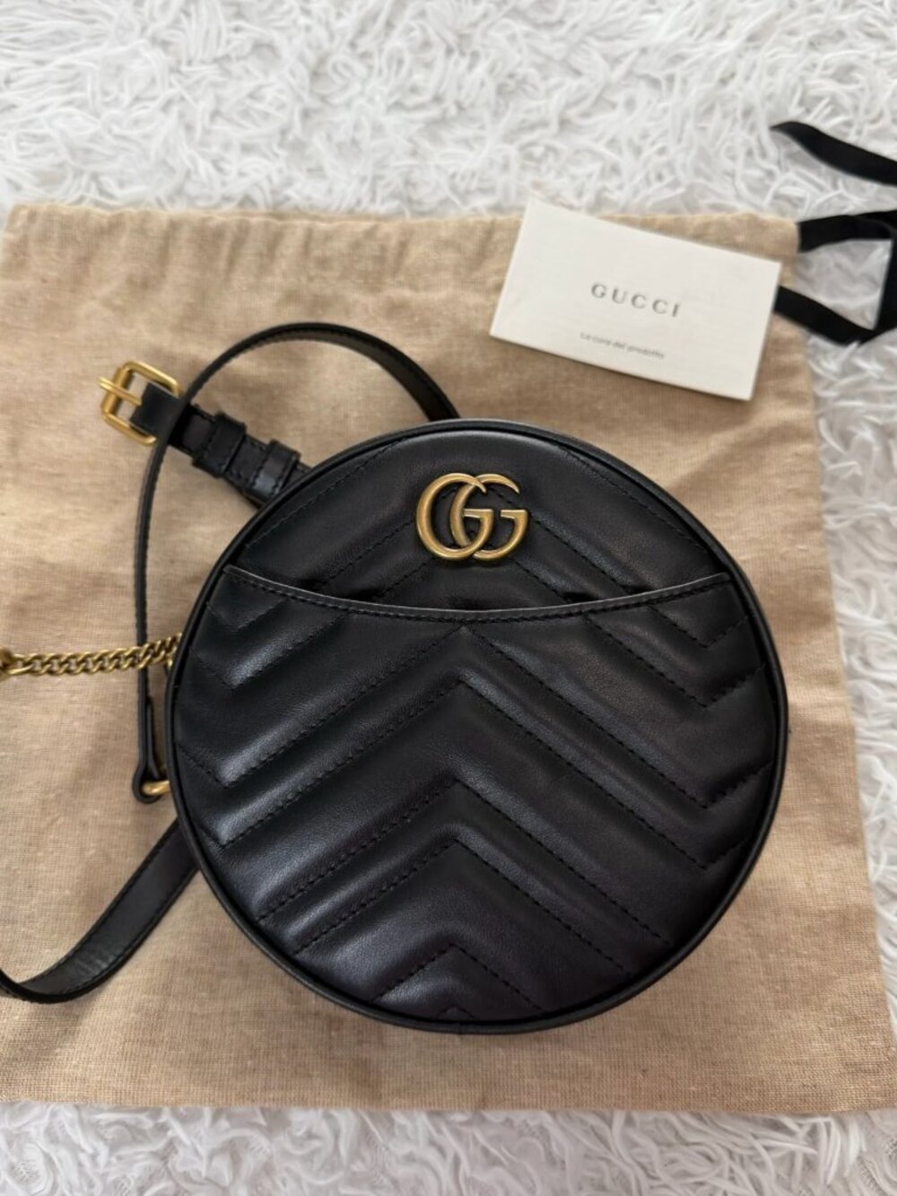 GUCCI Azalea Calfskin Matelasse Heart Mini GG Marmont Round Shoulder Bag in Blac